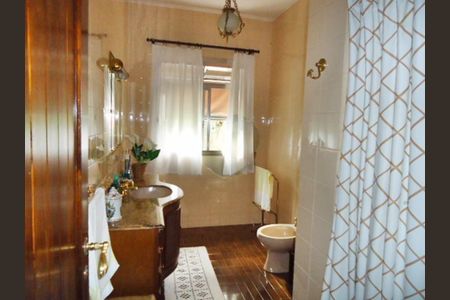 Casa à venda com 4 quartos, 199m² em Jardim Peri, São Paulo
