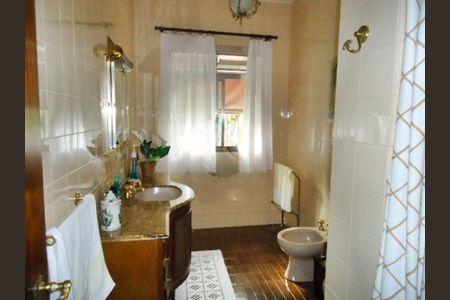 Casa à venda com 199m², 4 quartos e 3 vagas