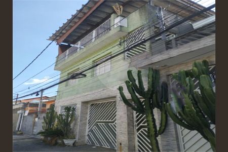 Casa à venda com 200m², 3 quartos e 1 vaga