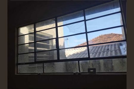 Casa à venda com 3 quartos, 200m² em Vila Carbone, São Paulo