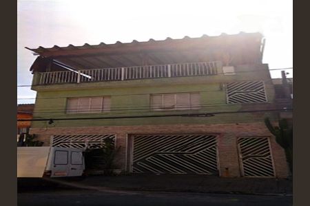 Casa à venda com 3 quartos, 200m² em Vila Carbone, São Paulo