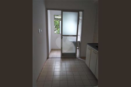 Apartamento à venda com 65m², 3 quartos e 1 vaga