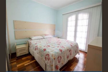 Casa à venda com 3 quartos, 261m² em Vila Mazzei, São Paulo