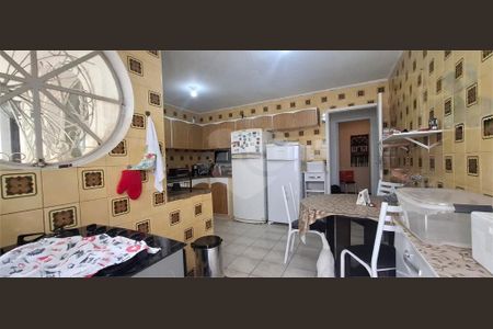 Casa à venda com 3 quartos, 200m² em Horto Florestal, São Paulo
