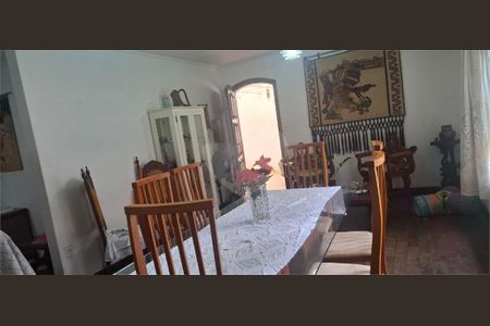 Casa à venda com 3 quartos, 200m² em Horto Florestal, São Paulo