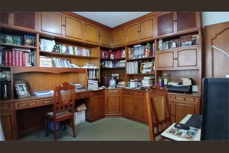 Apartamento à venda com 484m², 4 quartos e 5 vagas