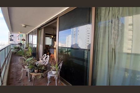 Apartamento à venda com 484m², 4 quartos e 5 vagas