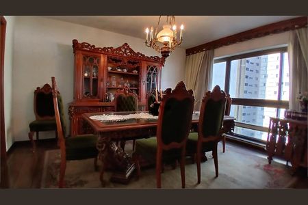 Apartamento à venda com 484m², 4 quartos e 5 vagas
