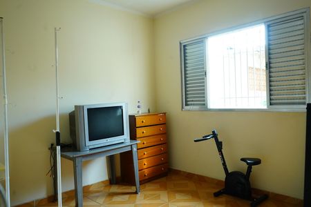 Casa à venda com 139m², 2 quartos e 2 vagasSuite 