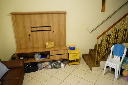Casa à venda com 139m², 2 quartos e 2 vagasSala