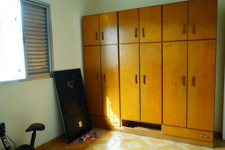 Casa à venda com 139m², 2 quartos e 2 vagasSuite 
