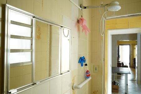 Casa à venda com 139m², 2 quartos e 2 vagasBanheiro