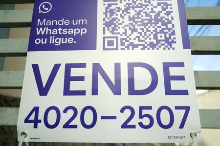 Casa à venda com 139m², 2 quartos e 2 vagasPlaca