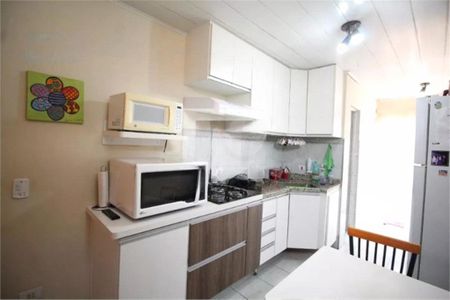 Casa à venda com 140m², 3 quartos e 1 vaga