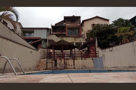 Casa à venda com 650m², 4 quartos e 5 vagas