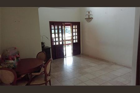 Casa à venda com 650m², 4 quartos e 5 vagas