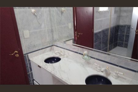 Casa à venda com 650m², 4 quartos e 5 vagas