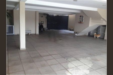 Casa à venda com 300m², 3 quartos e sem vaga