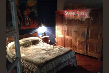 Casa à venda com 3 quartos, 300m² em Horto Florestal, São Paulo