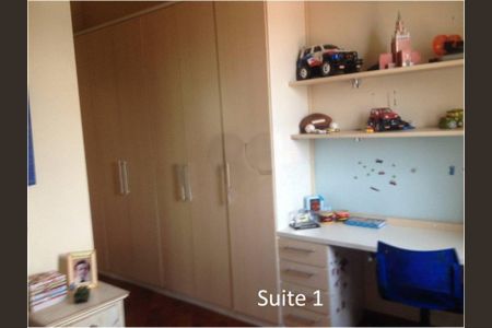 Casa à venda com 300m², 3 quartos e sem vaga