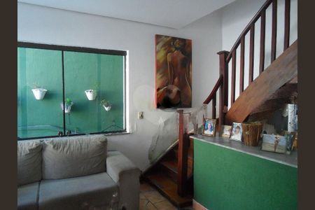 Casa à venda com 4 quartos, 300m² em Água Fria, São Paulo