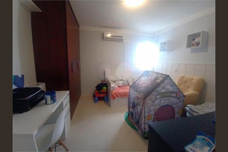 Casa à venda com 300m², 3 quartos e 4 vagas