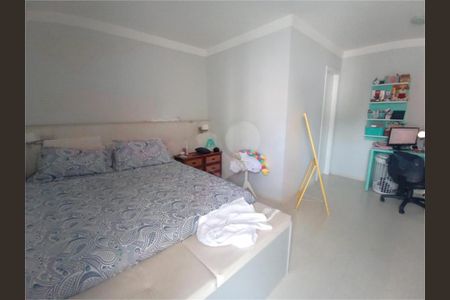 Casa à venda com 3 quartos, 300m² em Água Fria, São Paulo