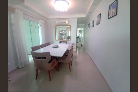 Casa à venda com 300m², 3 quartos e 4 vagas
