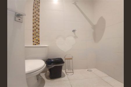 Casa à venda com 3 quartos, 300m² em Água Fria, São Paulo