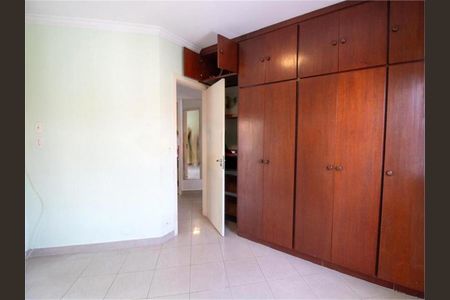 Casa à venda com 120m², 3 quartos e 2 vagas