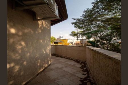 Casa à venda com 3 quartos, 120m² em Jardim Ester, São Paulo