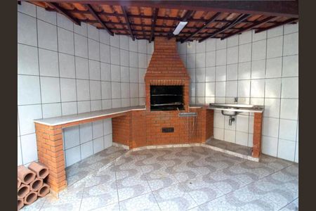 Casa à venda com 3 quartos, 120m² em Jardim Ester, São Paulo