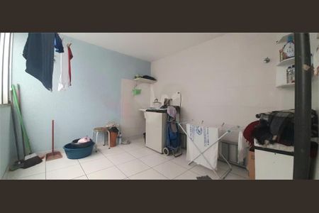 Apartamento à venda com 72m², 2 quartos e 1 vaga