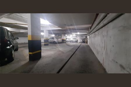 Apartamento à venda com 72m², 2 quartos e 1 vaga