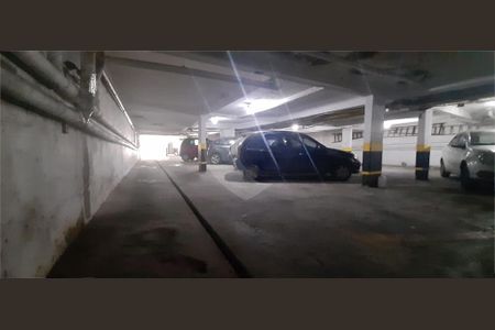 Apartamento à venda com 72m², 2 quartos e 1 vaga
