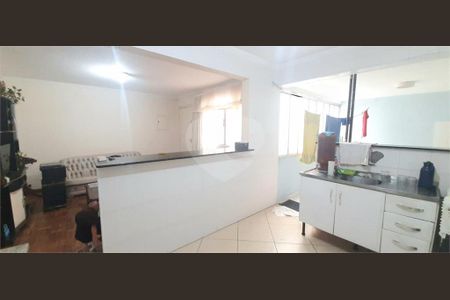 Apartamento à venda com 72m², 2 quartos e 1 vaga