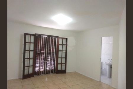 Casa à venda com 110m², 3 quartos e 4 vagas