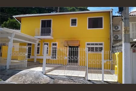 Casa à venda com 110m², 3 quartos e 4 vagas