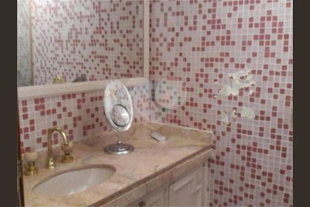 Casa à venda com 409m², 3 quartos e 4 vagas