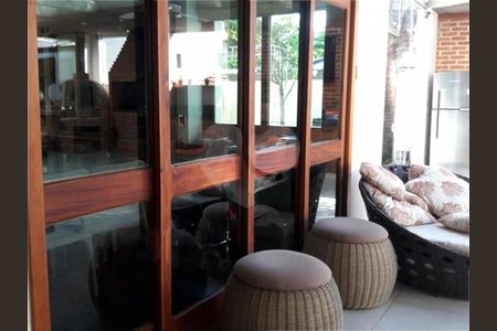 Casa à venda com 409m², 3 quartos e 4 vagas