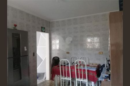 Casa à venda com 2 quartos, 116m² em Vila Bandeirantes, São Paulo