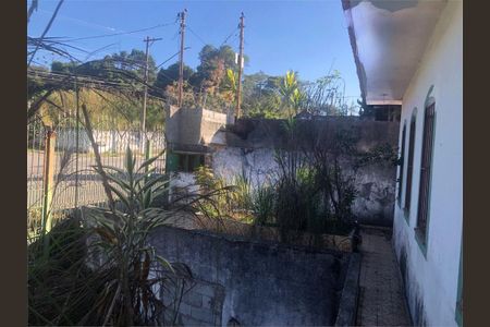 Casa à venda com 3 quartos, 309m² em Jardim Leonor Mendes de Barros, São Paulo