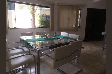 Casa à venda com 4 quartos, 229m² em Lauzane Paulista, São Paulo