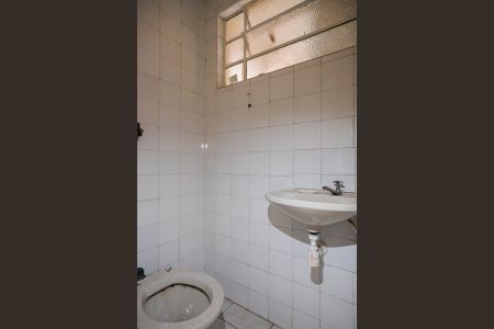 Casa para alugar com 105m², 2 quartos e 2 vagasLavabo