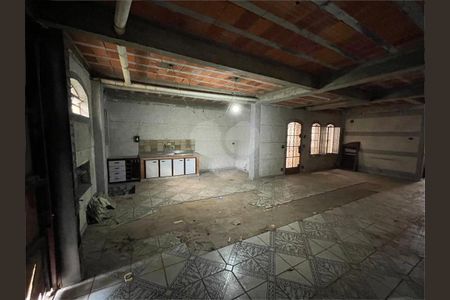 Casa à venda com 3 quartos, 253m² em Vila Rosalia, Guarulhos