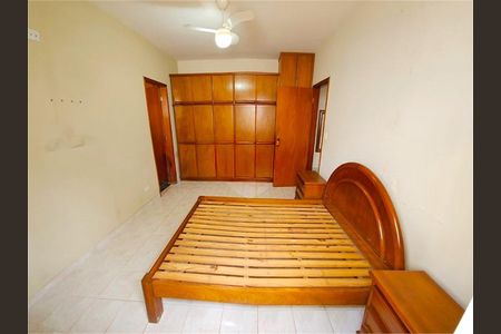 Casa à venda com 4 quartos, 150m² em Chácara São João, São Paulo