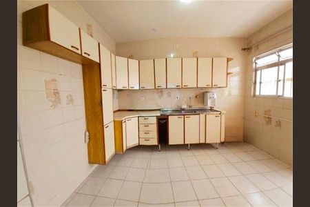 Casa à venda com 150m², 4 quartos e sem vaga