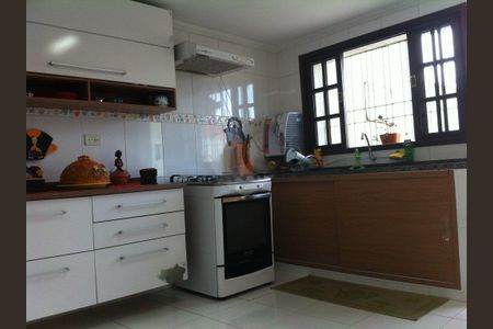 Casa à venda com 340m², 3 quartos e sem vaga