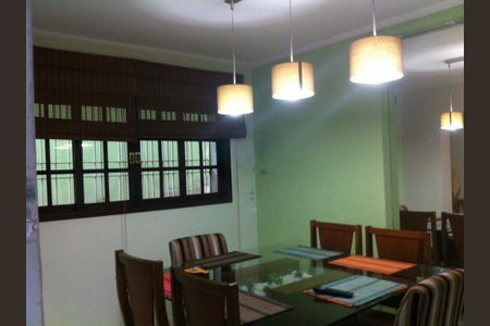 Casa à venda com 3 quartos, 340m² em Vila Leonor, São Paulo