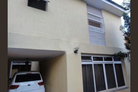 Casa à venda com 195m², 3 quartos e 4 vagas